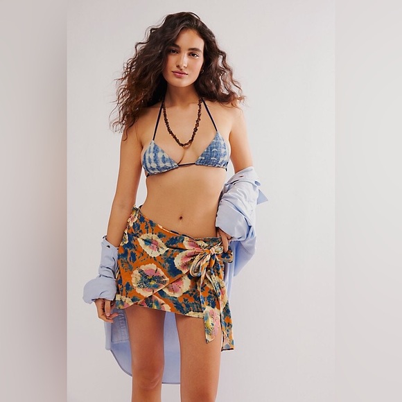 Free People Dresses & Skirts - NWOT Free People Sweet As Beach Mini Skirt